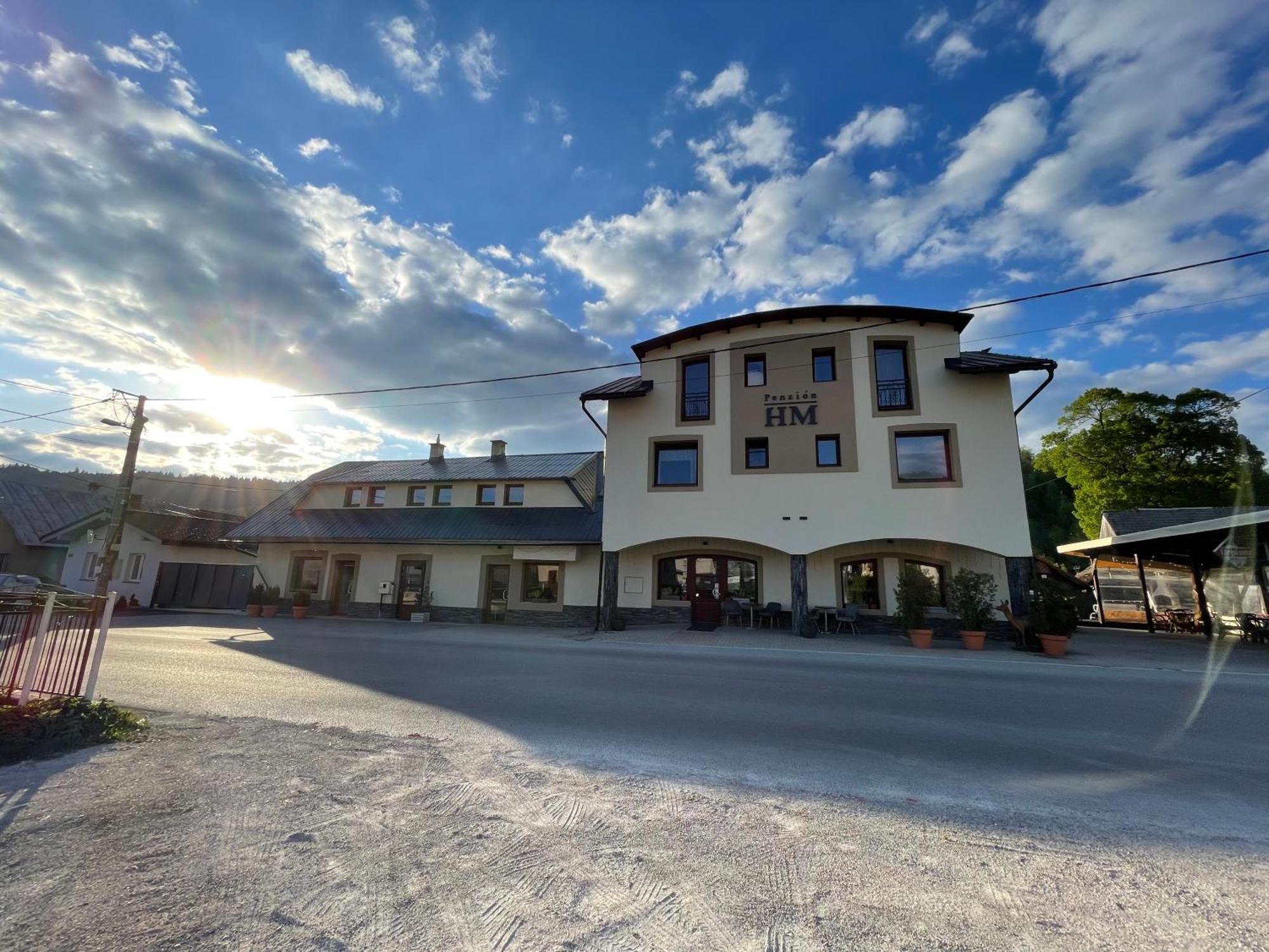 Penzion Hm Oscadnica Exterior photo